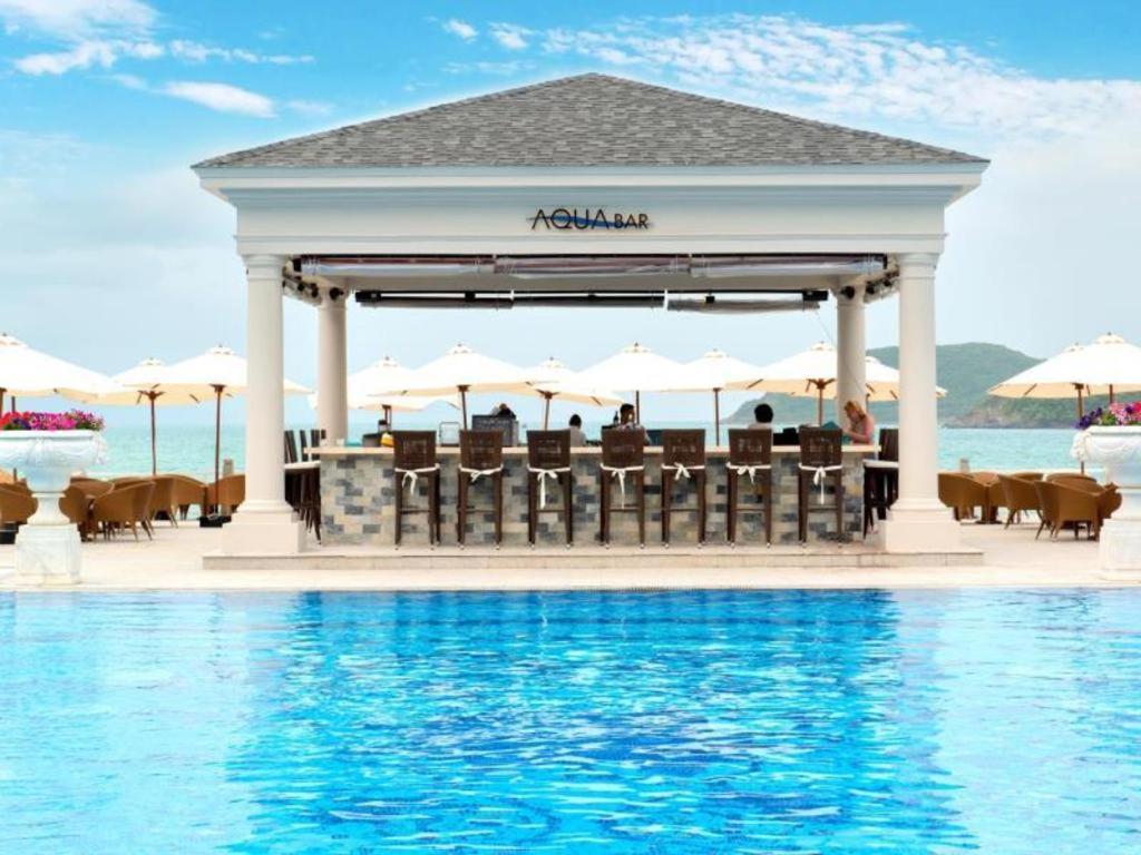 Vinpearl Discovery Rockside Nha Trang Exterior photo