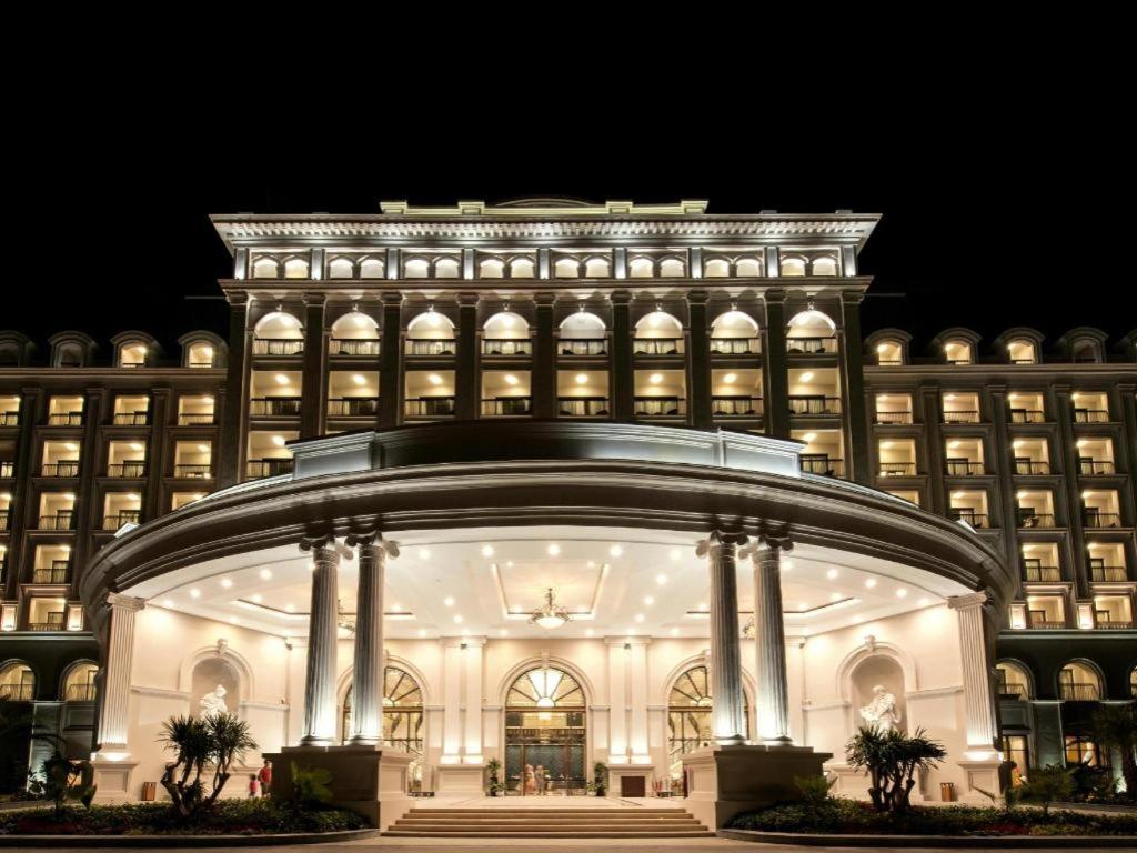Vinpearl Discovery Rockside Nha Trang Exterior photo