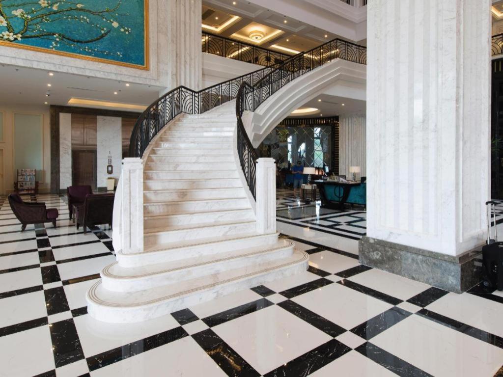 Vinpearl Discovery Rockside Nha Trang Exterior photo