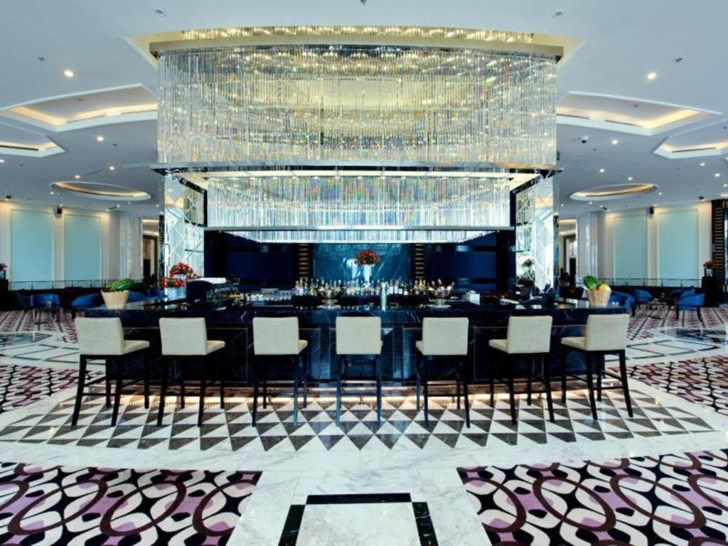 Vinpearl Discovery Rockside Nha Trang Exterior photo