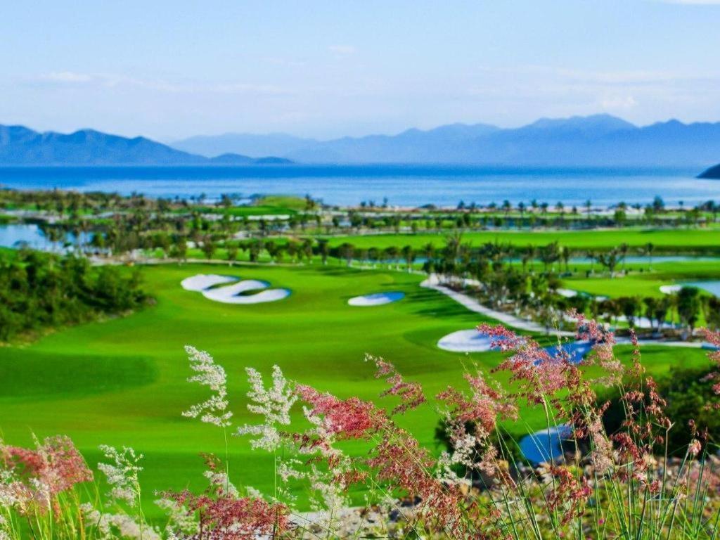Vinpearl Discovery Rockside Nha Trang Exterior photo